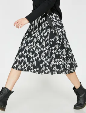 11811 Black Patterened Midi Skirt