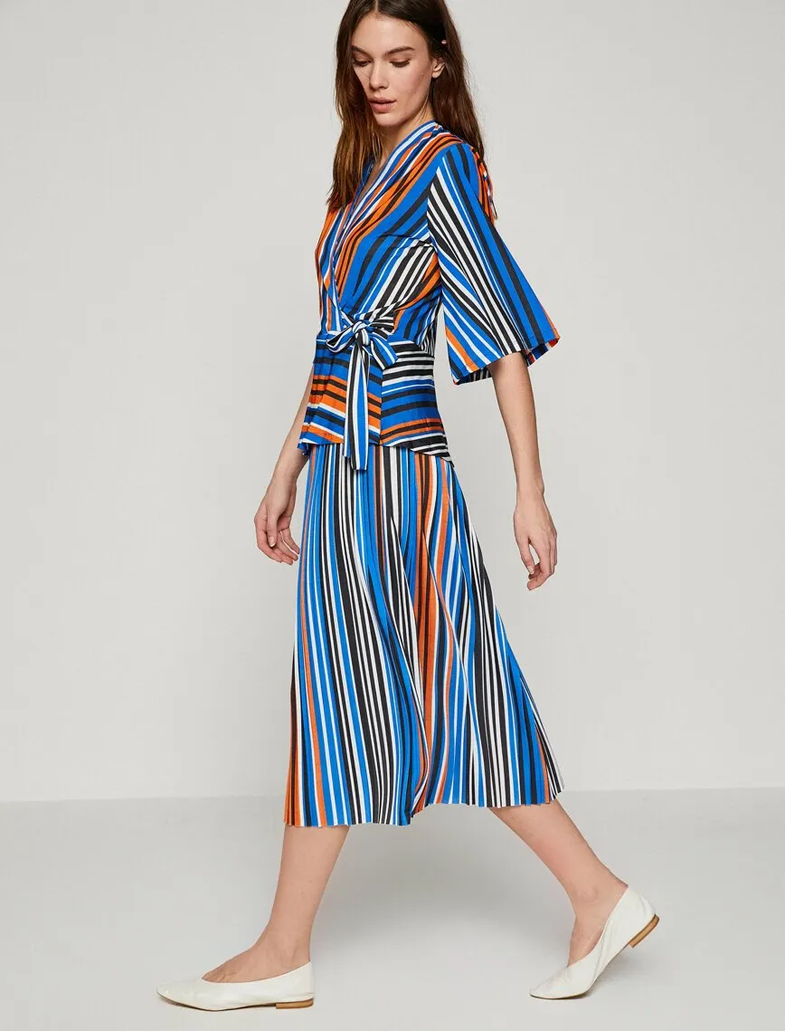 12066 Multi Colour Striped Midi Skirt