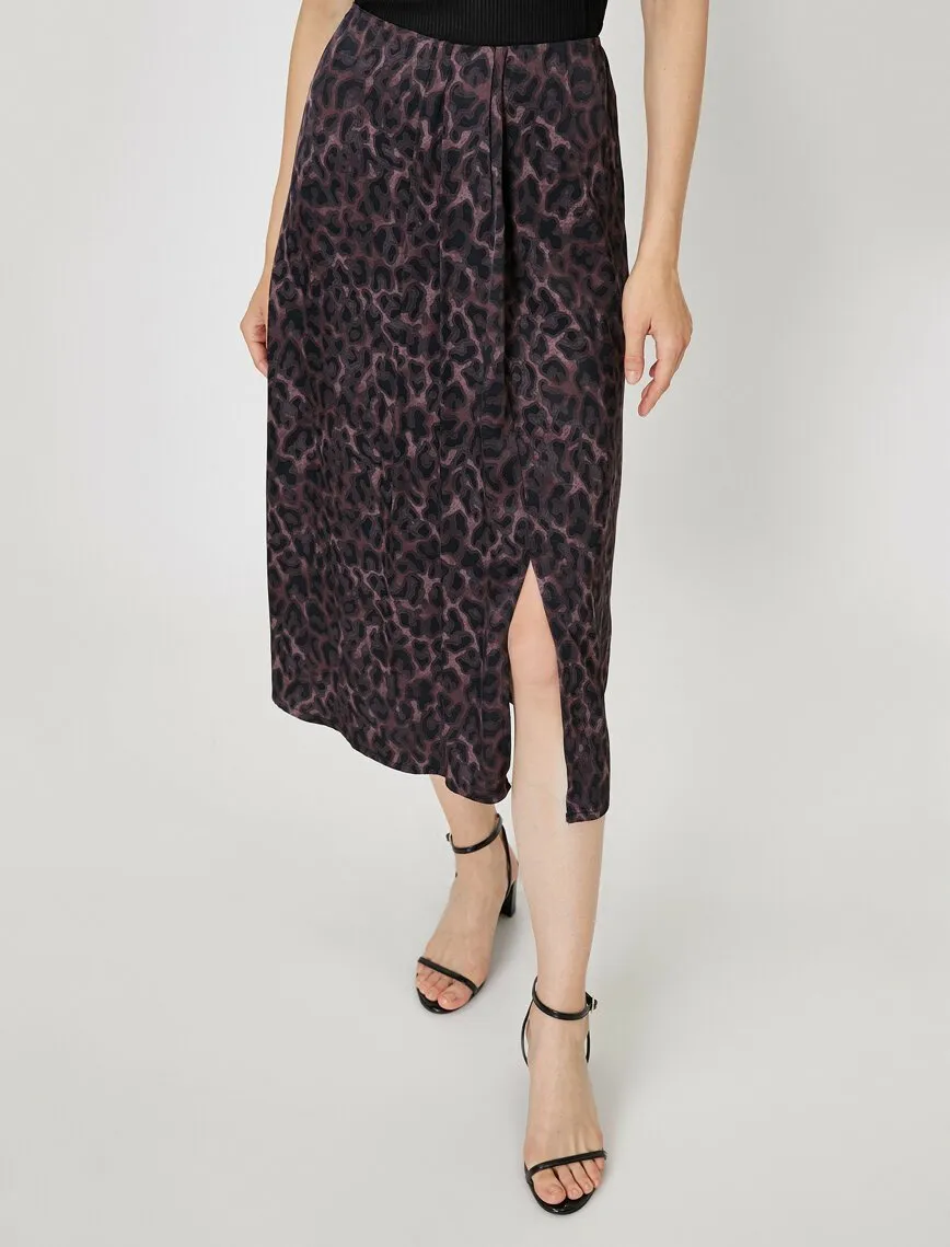 12212 Brown Leopard Patterned Midi Skirt