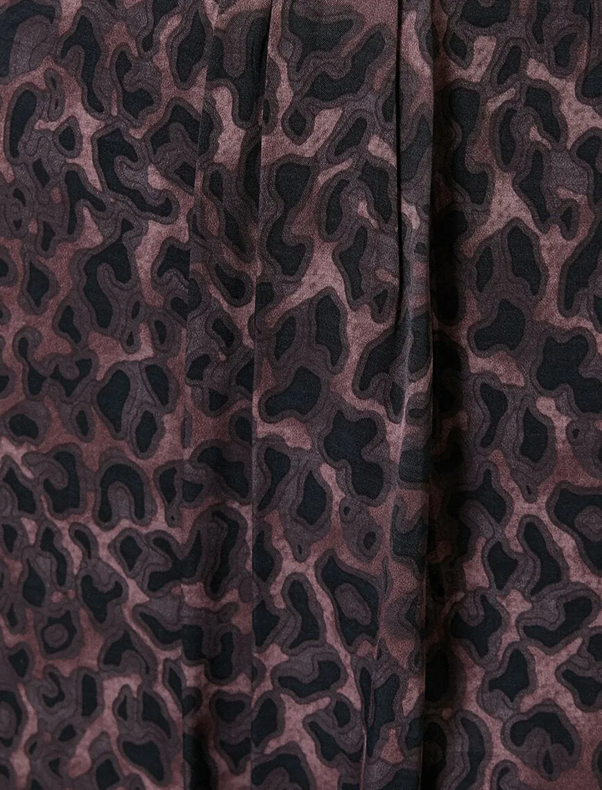 12212 Brown Leopard Patterned Midi Skirt