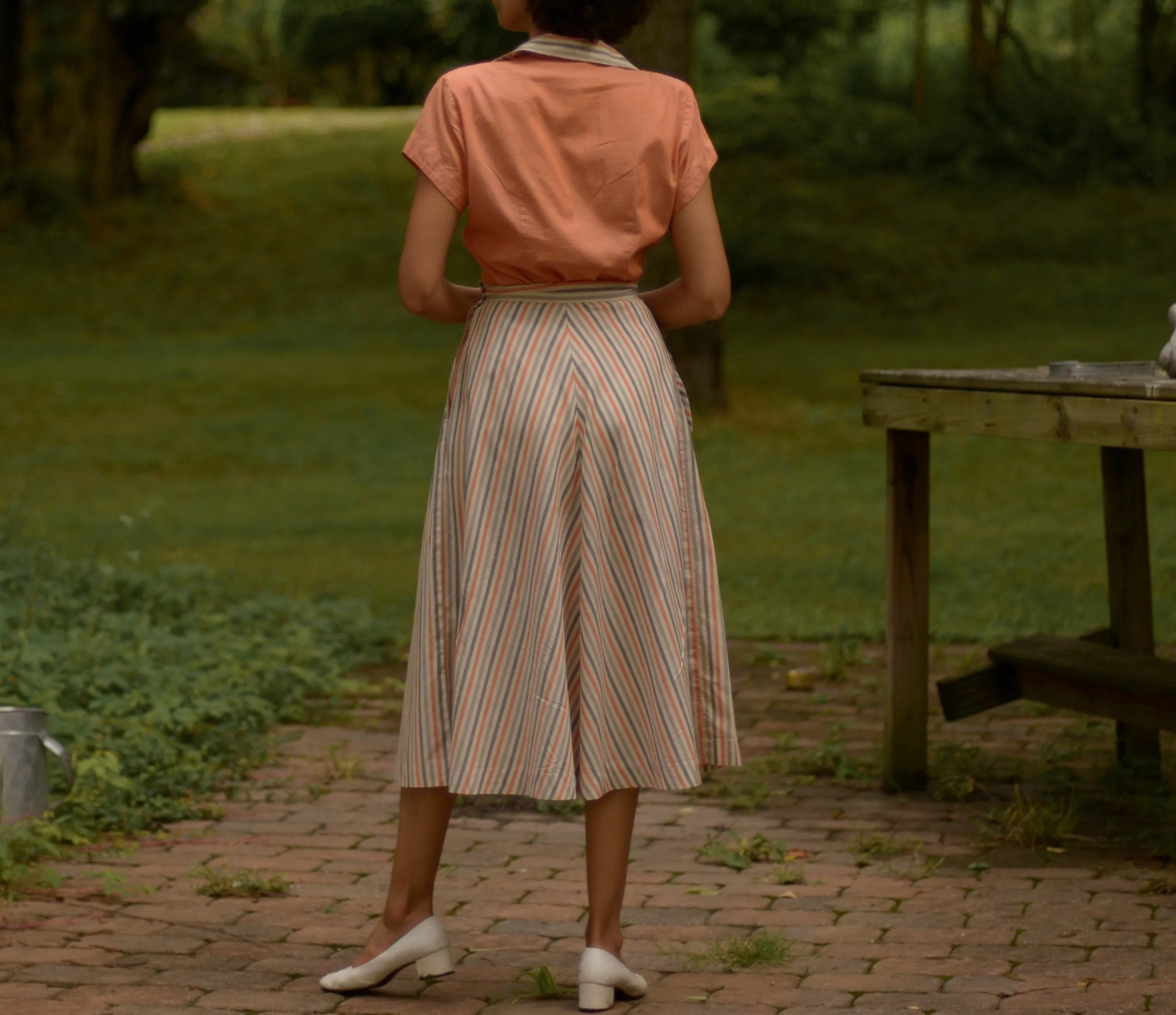 1940s striped skirt set with keyhole neckline and pouch pocket, small