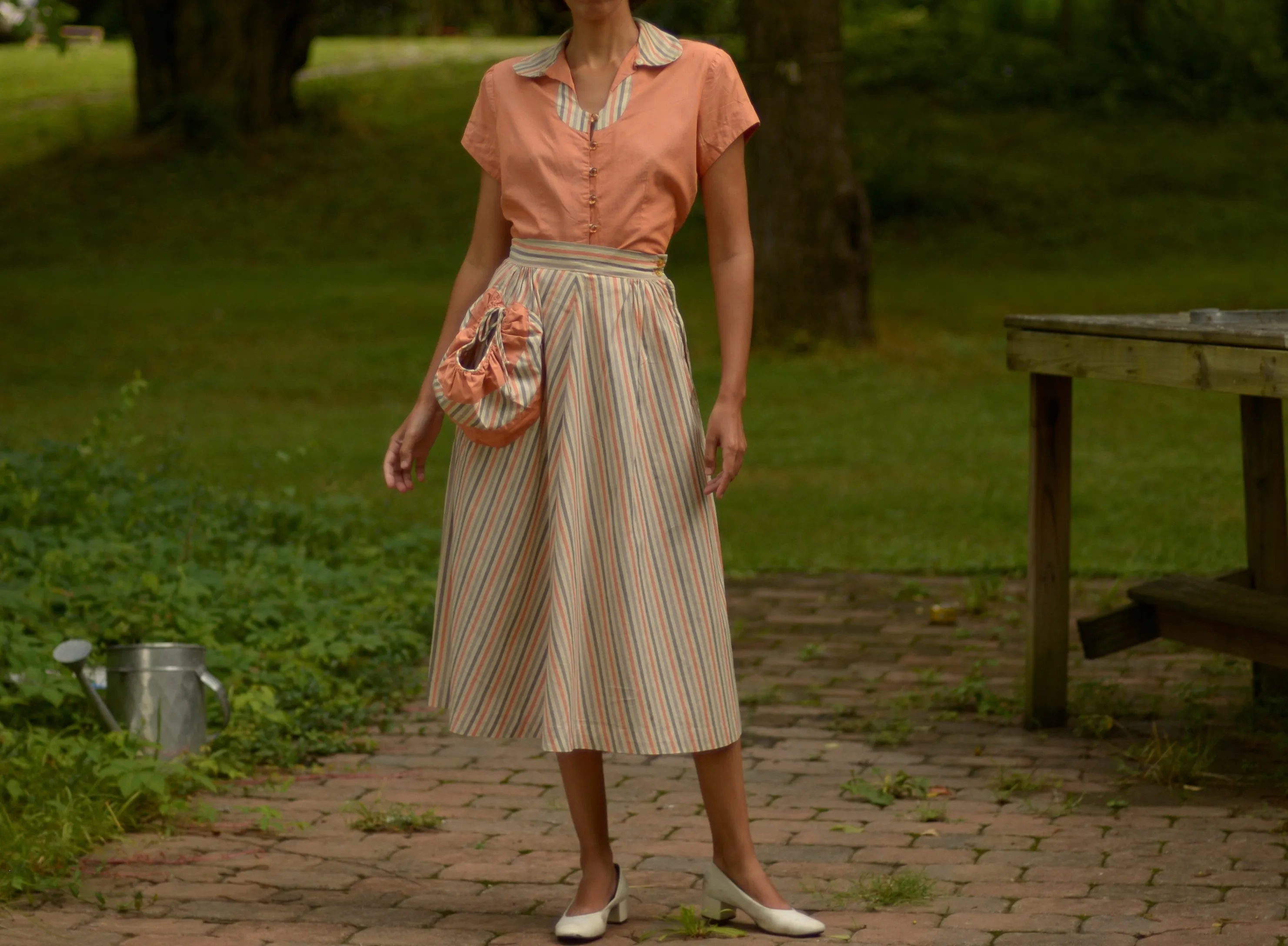 1940s striped skirt set with keyhole neckline and pouch pocket, small