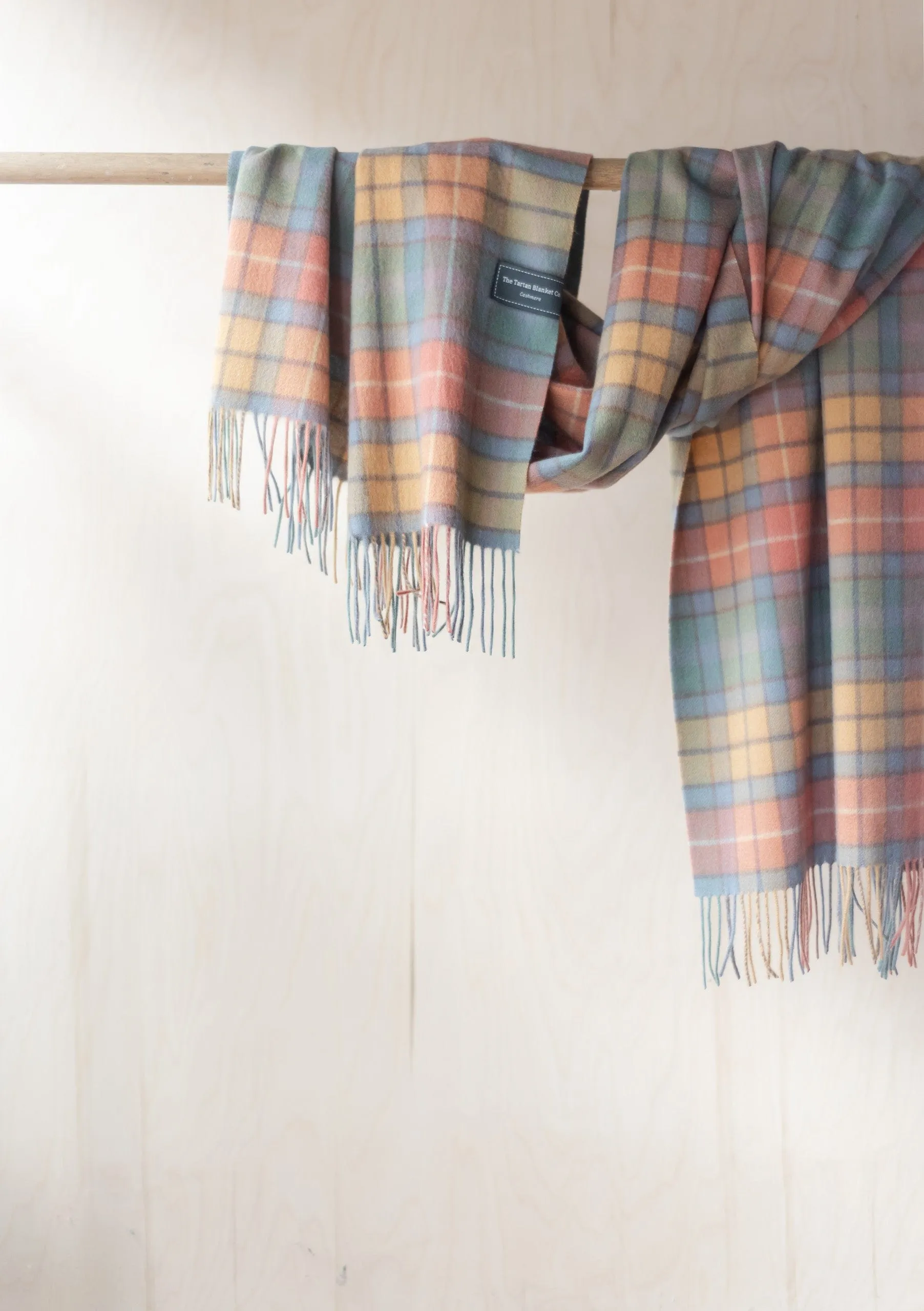 Cashmere Blanket Scarf in Buchanan Antique Tartan