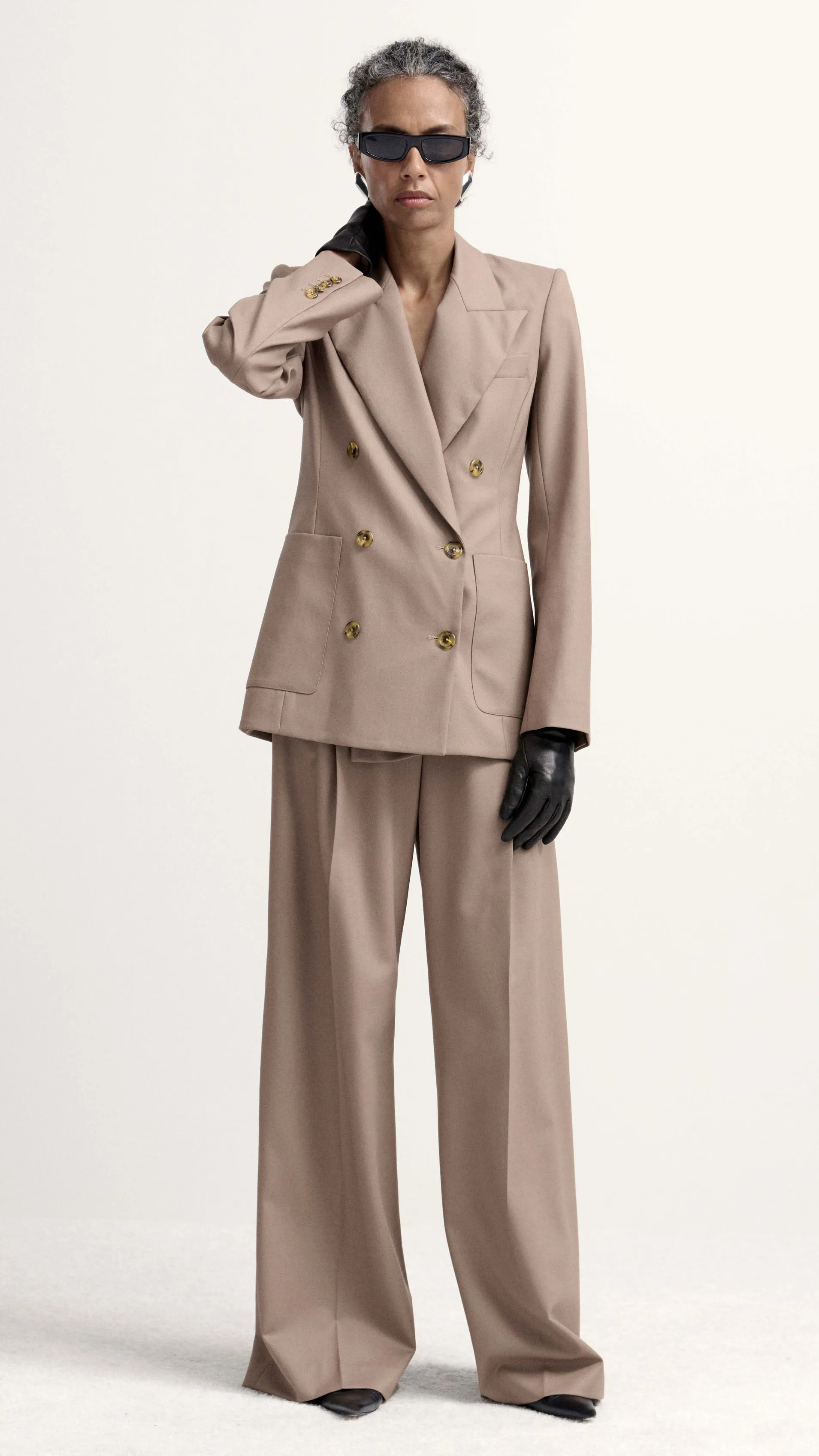 Chelsea Blazer in Seasonless Wool | Taupe