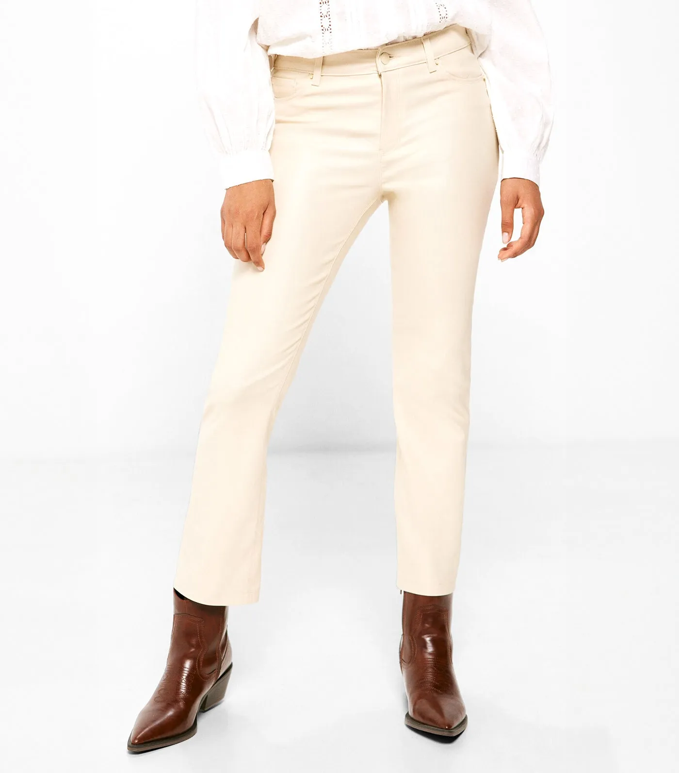 Coated Kick Flare Pants Beige