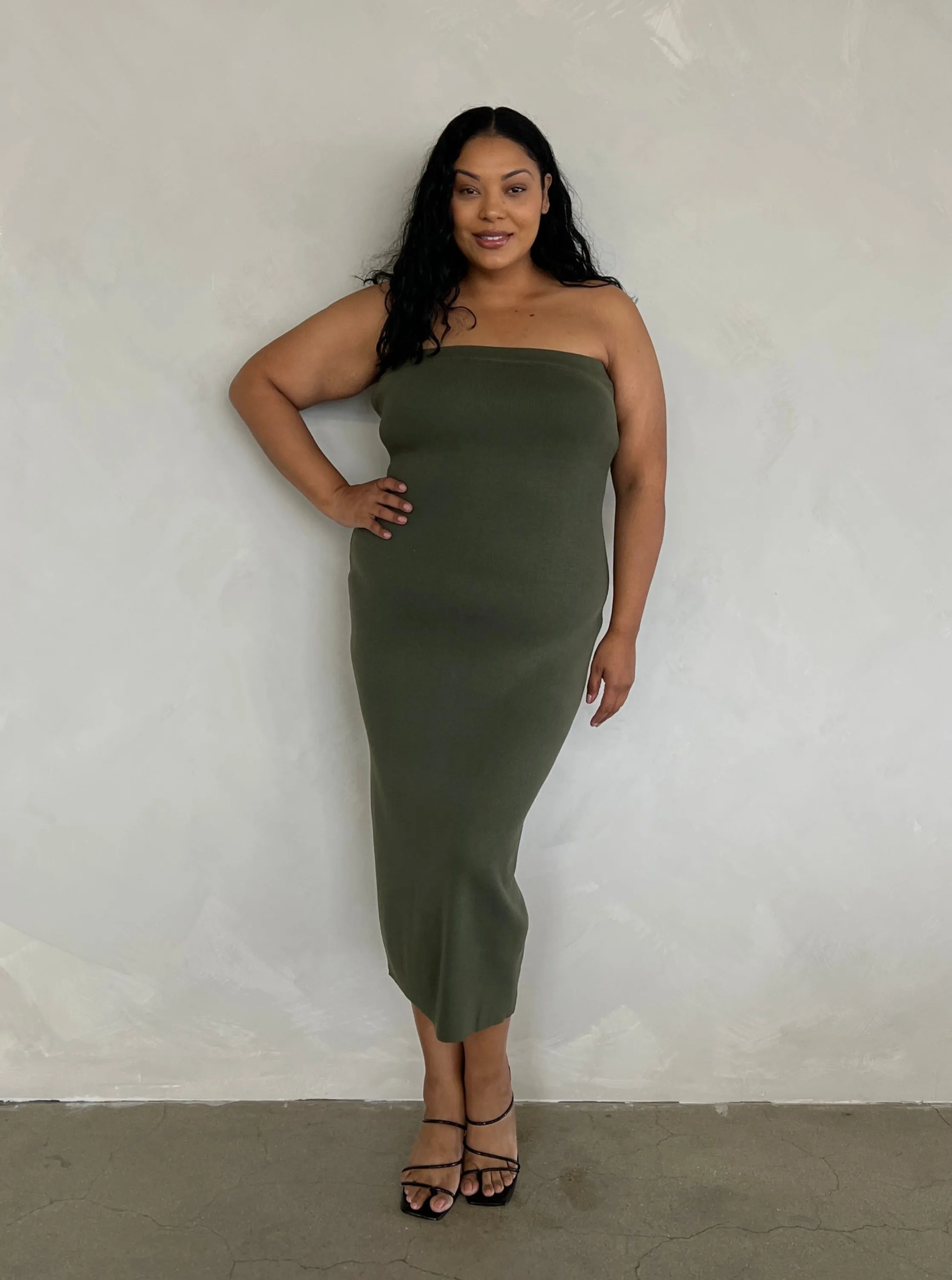 Plus Size Knit Tube Midi Dress