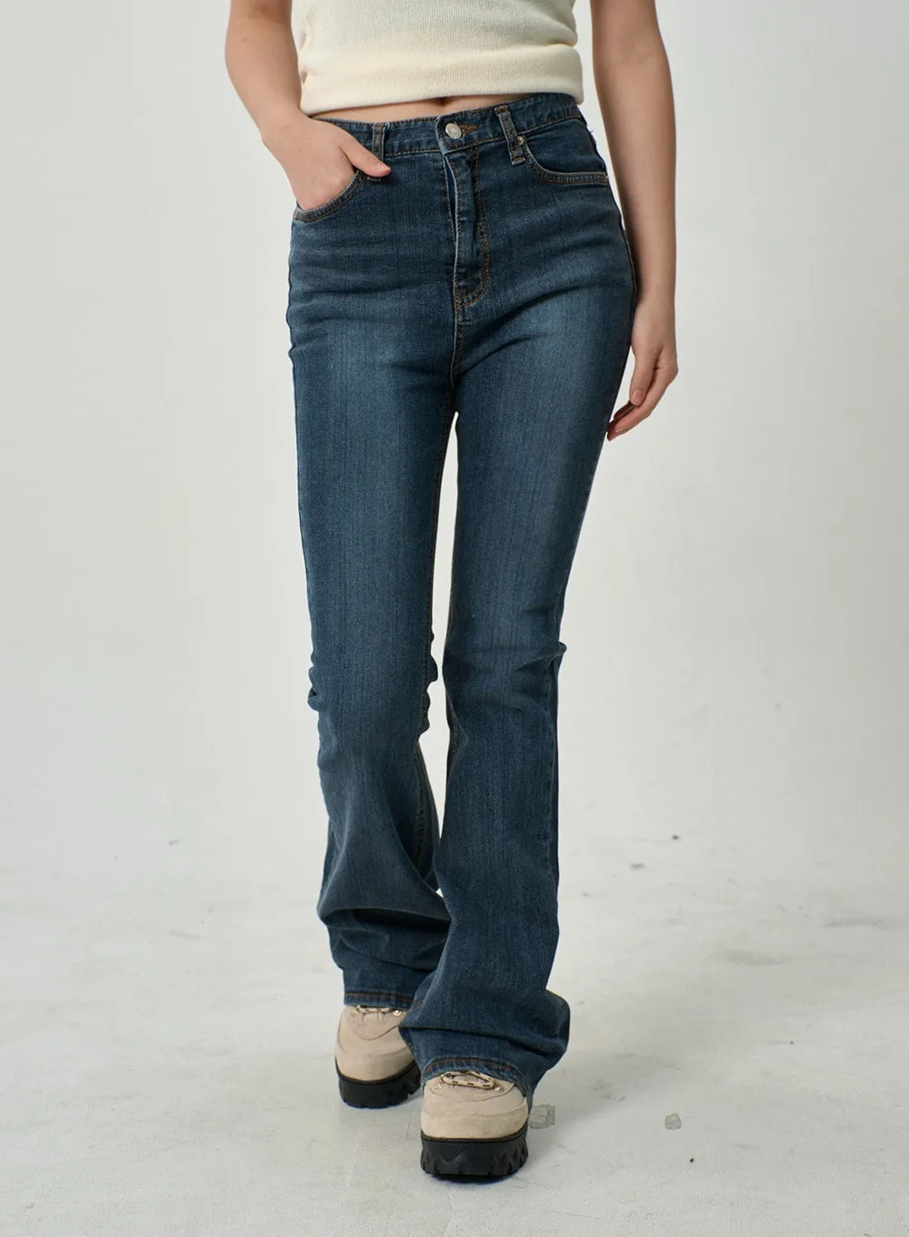 Slim Fit Bootcut Jeans CD19